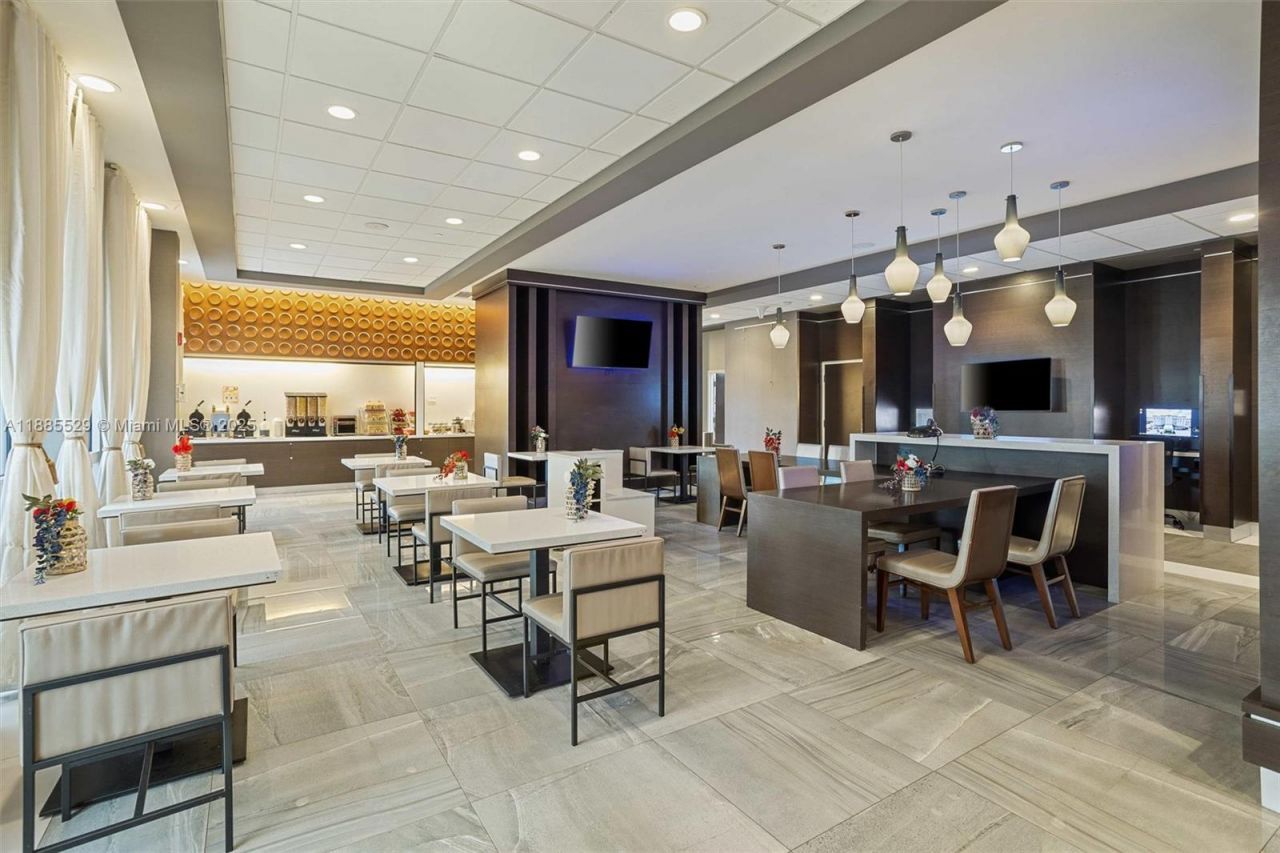 3755 NW 78th Ave, Doral, FL 33166 Photo