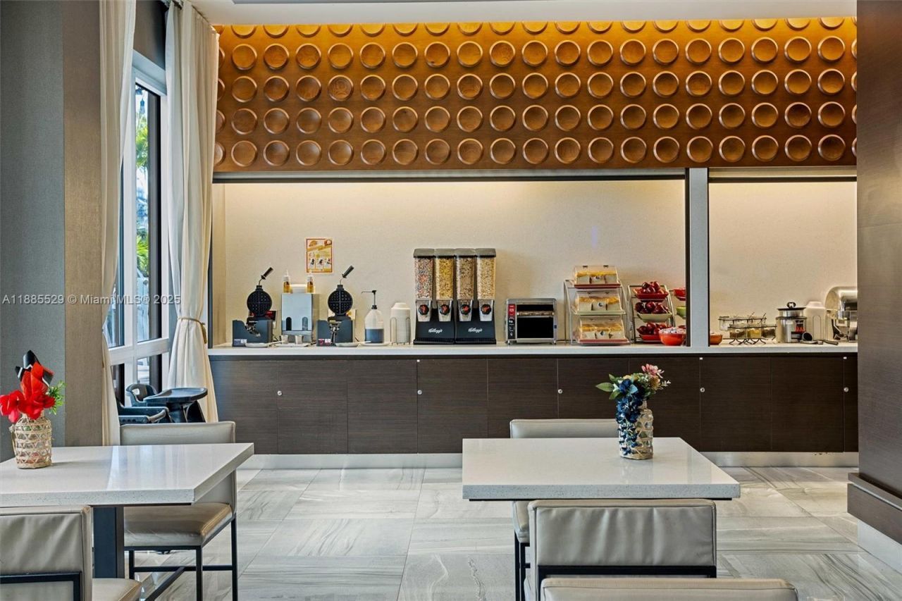 3755 NW 78th Ave, Doral, FL 33166 Photo