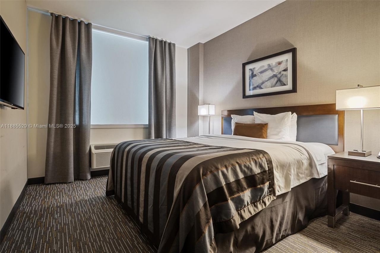 3755 NW 78th Ave, Doral, FL 33166 Photo