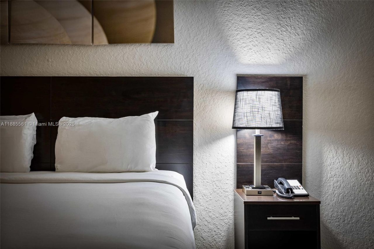 3959 NW 79th Ave, Doral, FL 33166 Photo