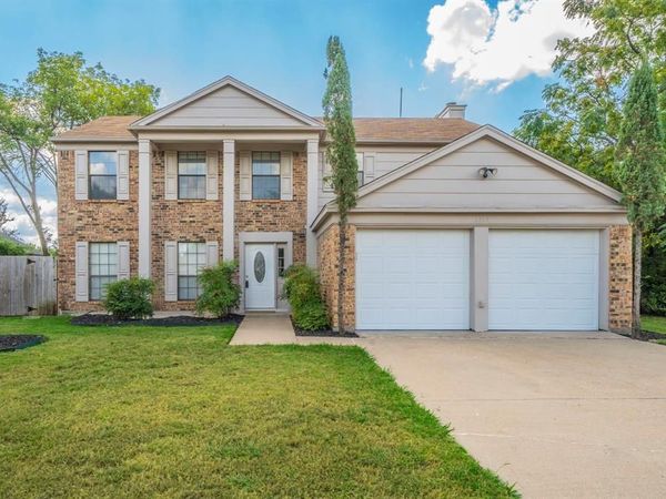 2321 Warwick Avenue, Grand Prairie, TX 75052