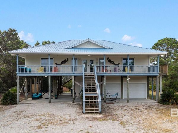 6802 Palmetto Drive, Gulf Shores, AL 36542