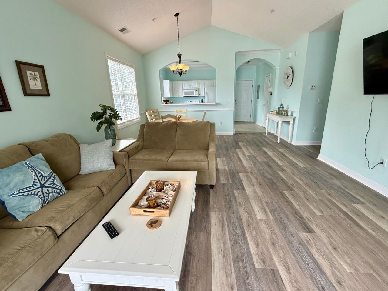 6015 Catalina Dr. Photo 12