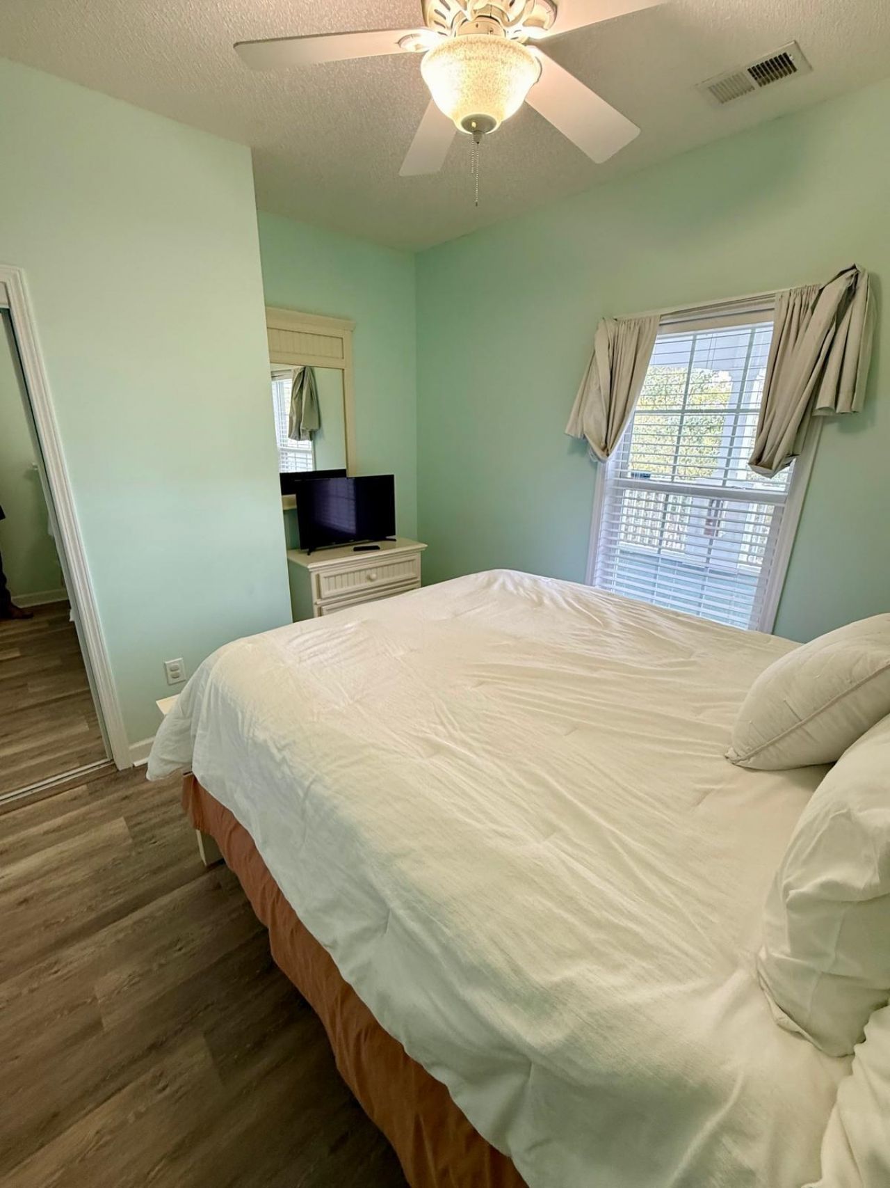 6015 Catalina Dr. Photo 20