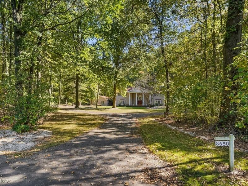 8650 Hidden Hills Drive SE, Howland, OH 44484 Photo 37