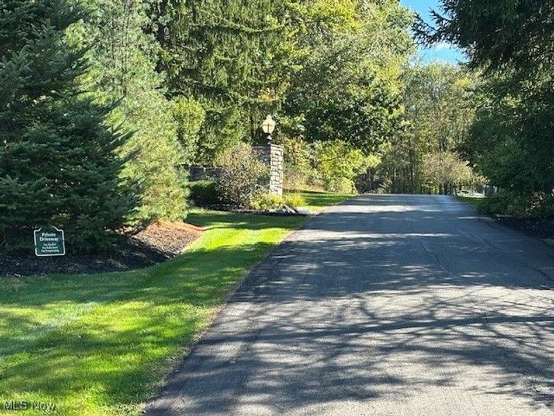 8650 Hidden Hills Drive SE, Howland, OH 44484 Photo 43