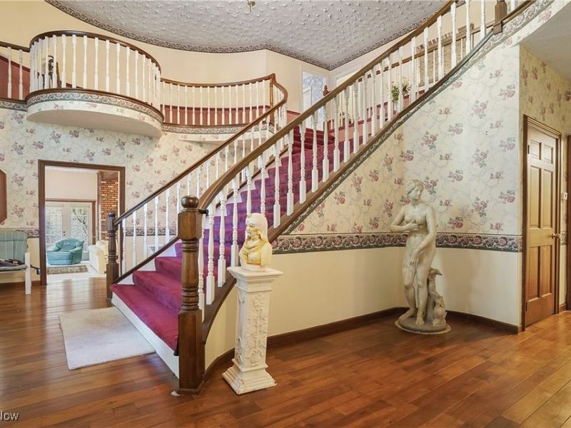 8650 Hidden Hills Drive SE, Howland, OH 44484 Photo 5