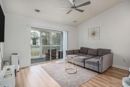 556 White River Dr. photo 4