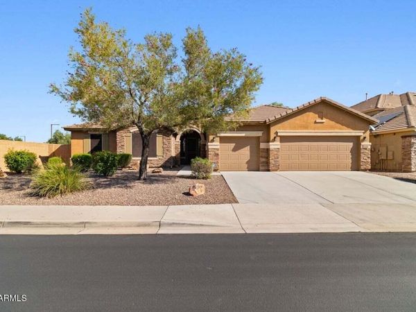 18306 W BECK Lane, Surprise, AZ 85388