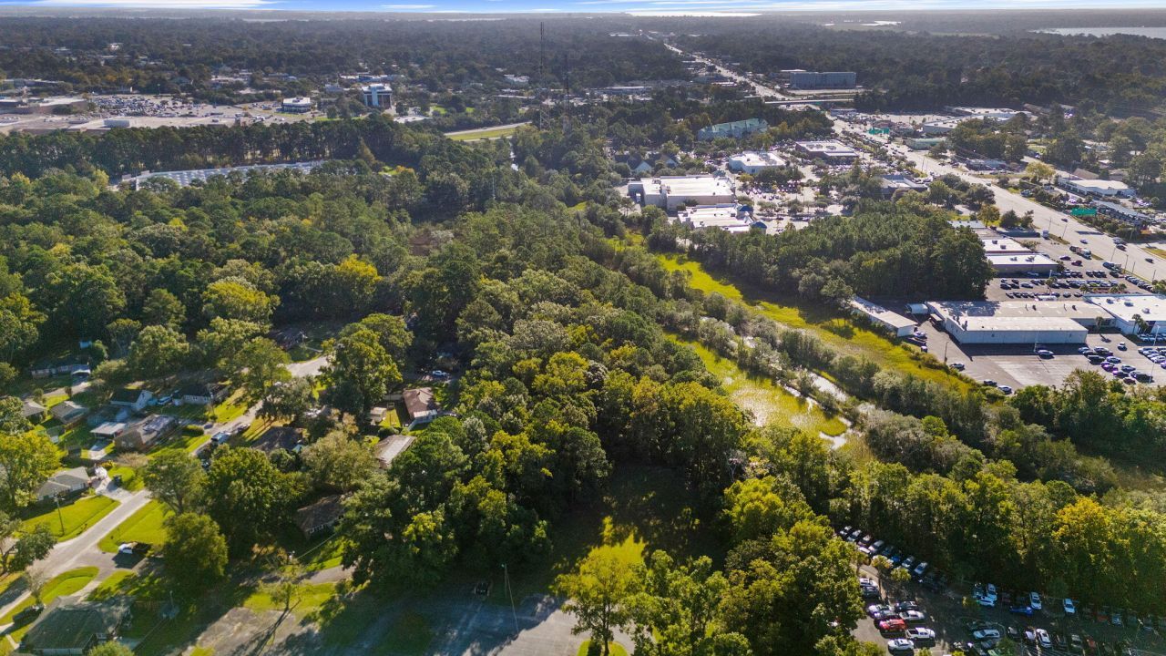 736 Savage Road Photo 10