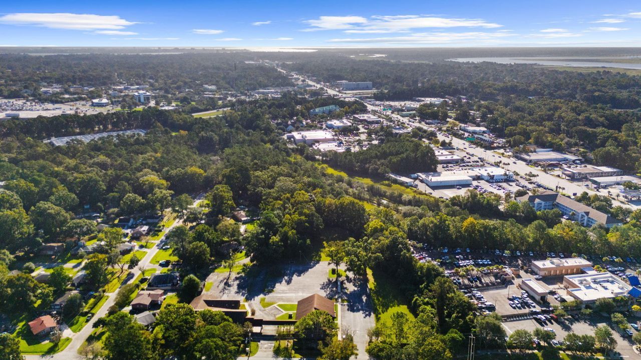 736 Savage Road Photo 13