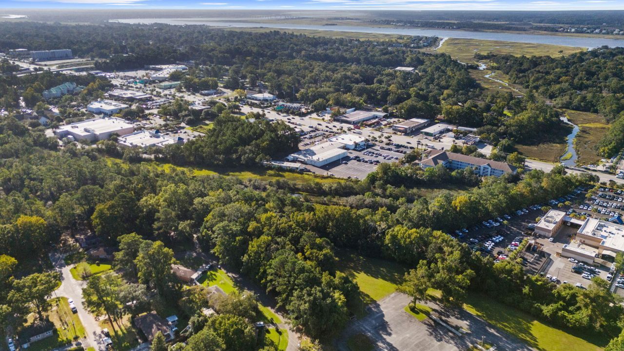 736 Savage Road Photo 16