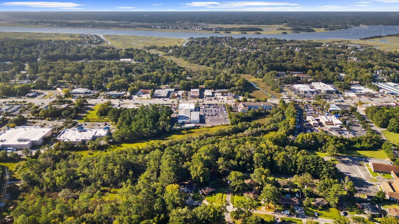 736 Savage Road Photo 19