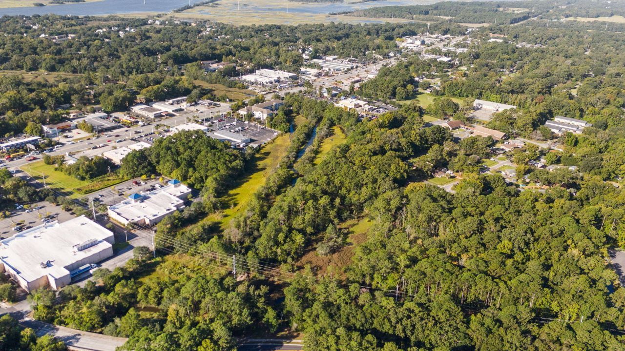 736 Savage Road Photo 22