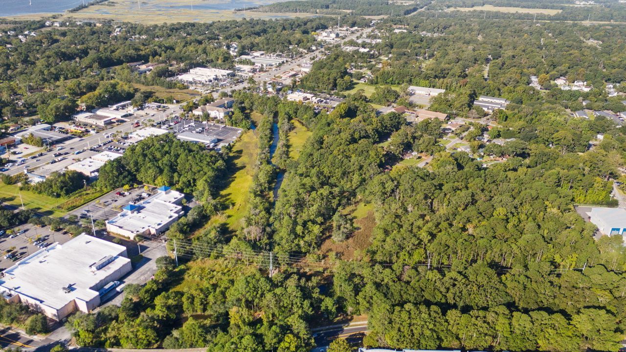 736 Savage Road Photo 23