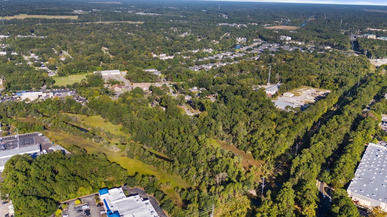 736 Savage Road Photo 27