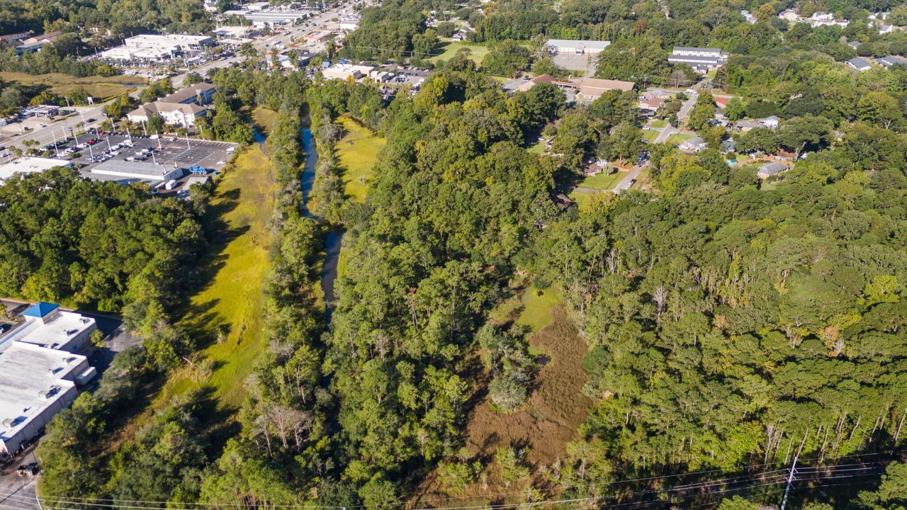 736 Savage Road Photo 33