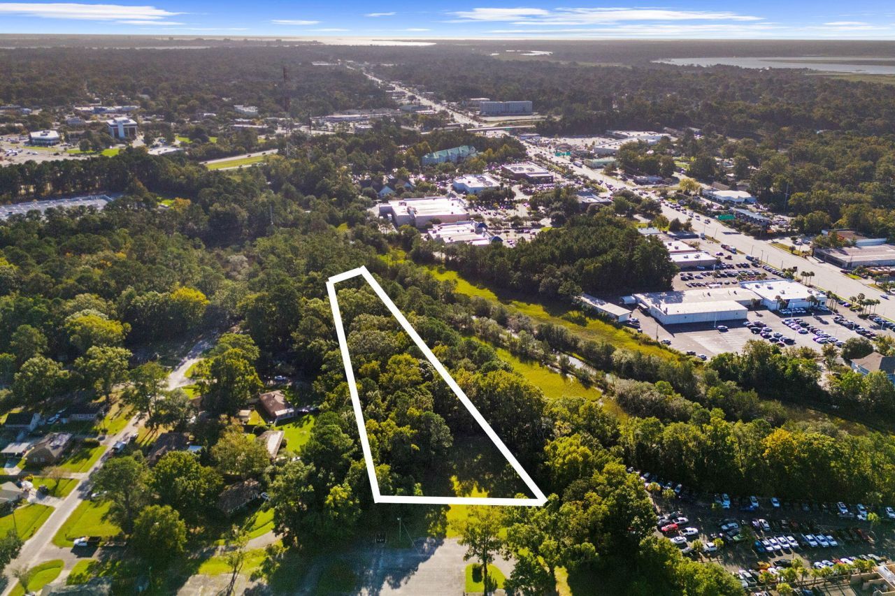 736 Savage Road Photo 6