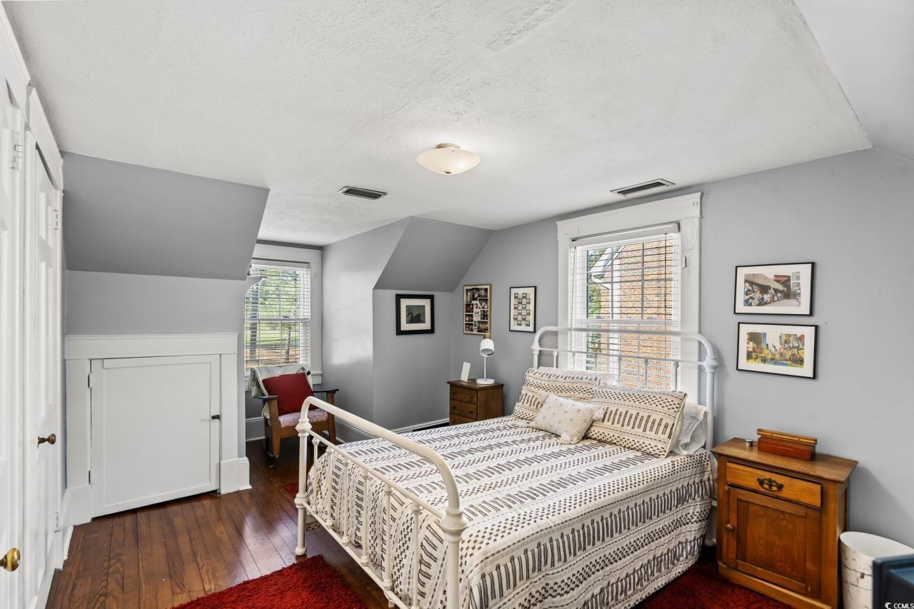 5502 Woodside Ave. Photo 16