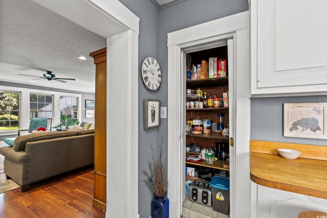 5502 Woodside Ave. Photo 6