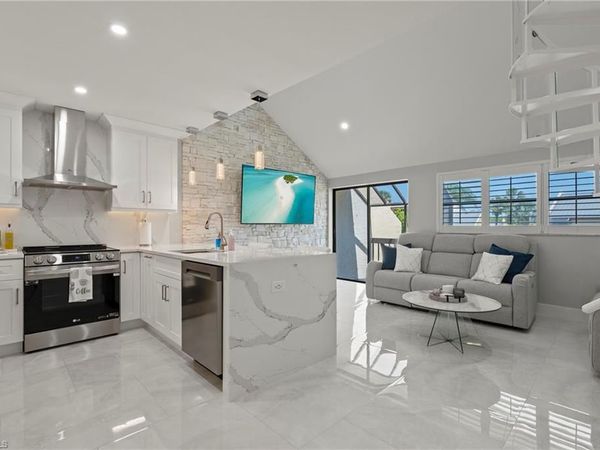 8765 Lateen LN, Unit 203, FORT MYERS, FL 33919