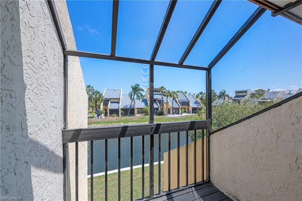 8765 Lateen Ln, Unit 203, Fort Myers, FL 33919 Photo