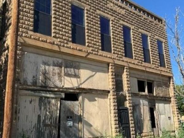 203 E 3rd Street, Quanah, TX 79252