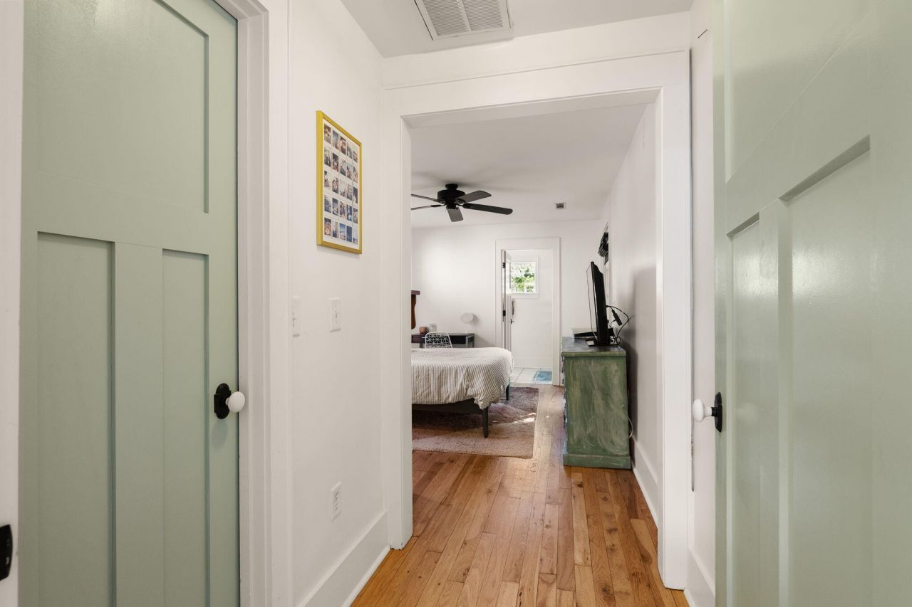 12 Stratford Road Photo 10