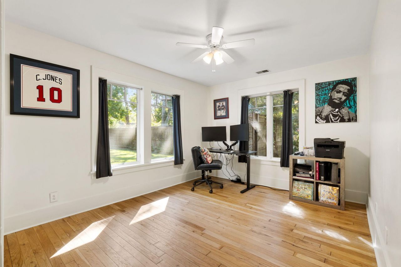 12 Stratford Road Photo 15