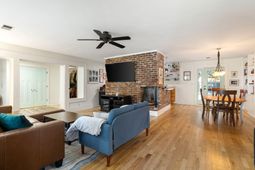 12 Stratford Road photo 4