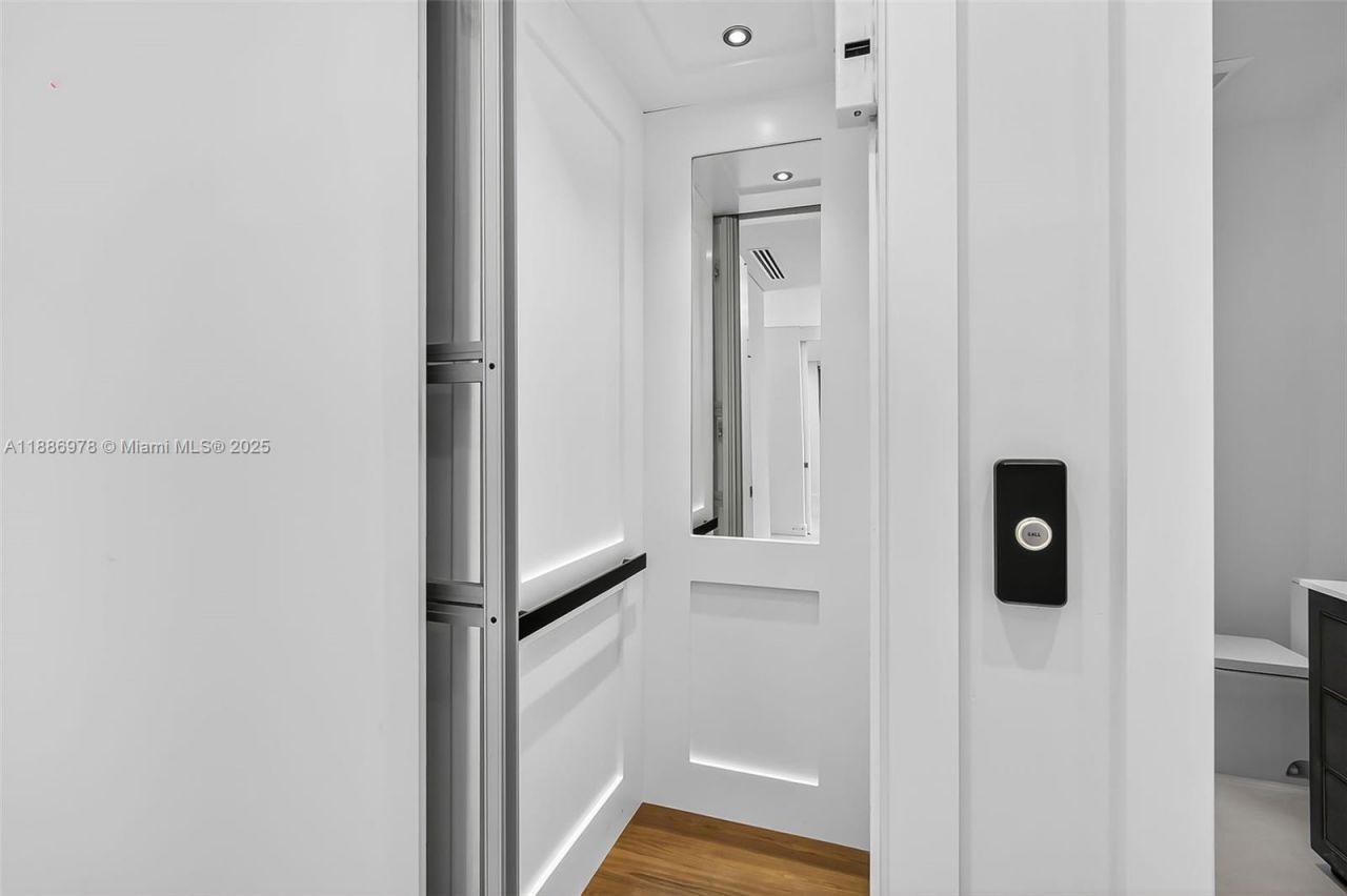 620 Solar Isle Dr, Fort Lauderdale, FL 33301 Photo