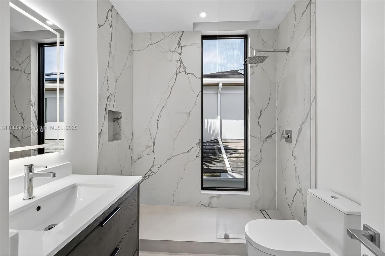 620 Solar Isle Dr, Fort Lauderdale, FL 33301 Photo