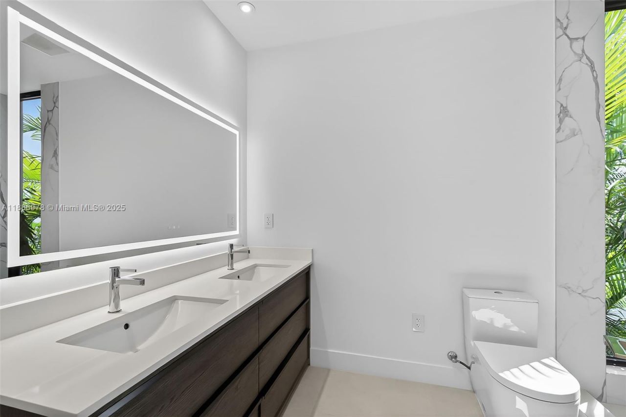 620 Solar Isle Dr, Fort Lauderdale, FL 33301 Photo