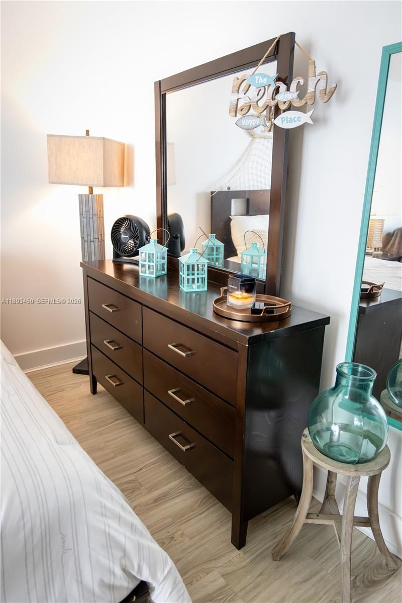 19201 Collins Ave, Unit 720, Sunny Isles Beach, FL 33160 Photo