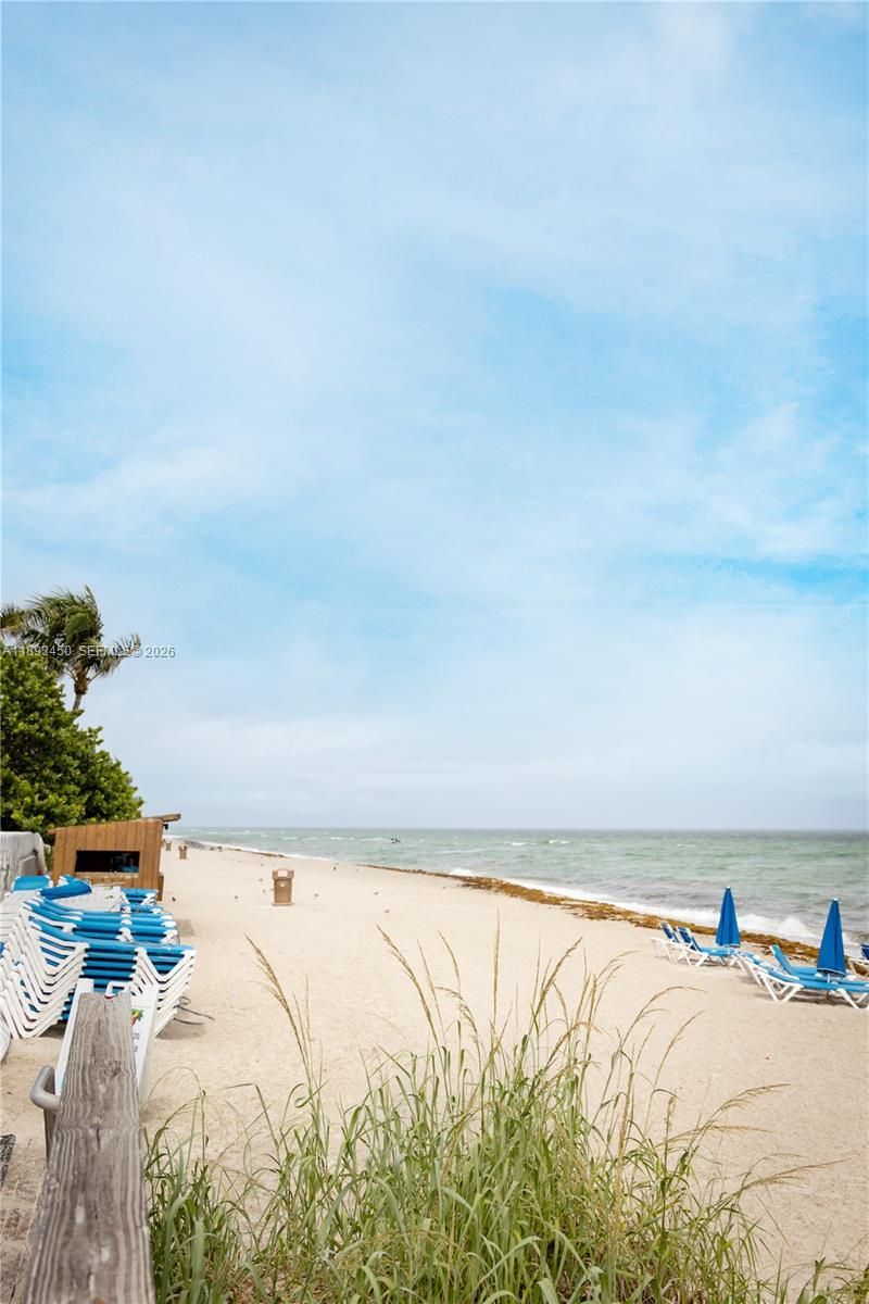 19201 Collins Ave, Unit 720, Sunny Isles Beach, FL 33160 Photo