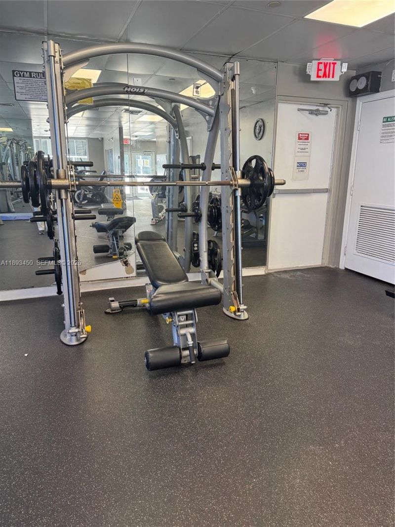 19201 Collins Ave, Unit 720, Sunny Isles Beach, FL 33160 Photo