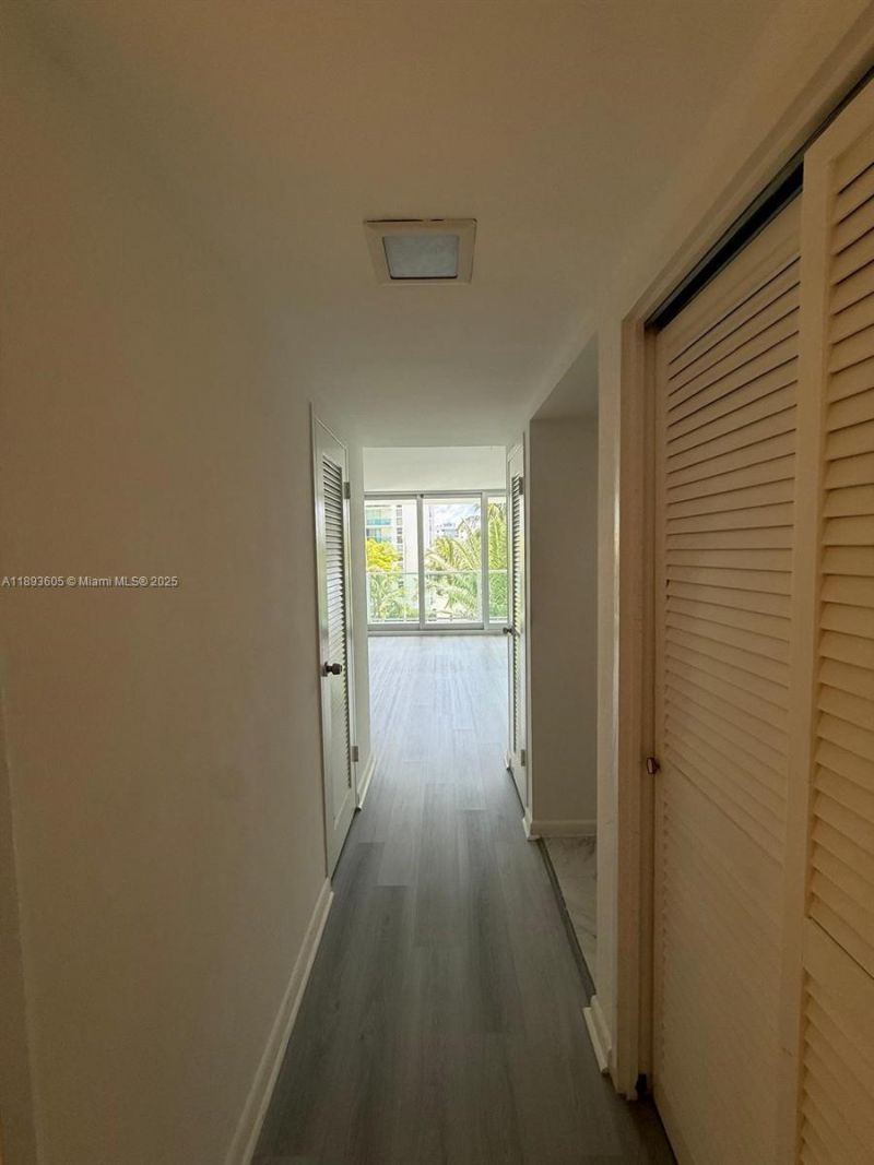 1000 West Ave, Unit 306, Miami Beach, FL 33139 Photo