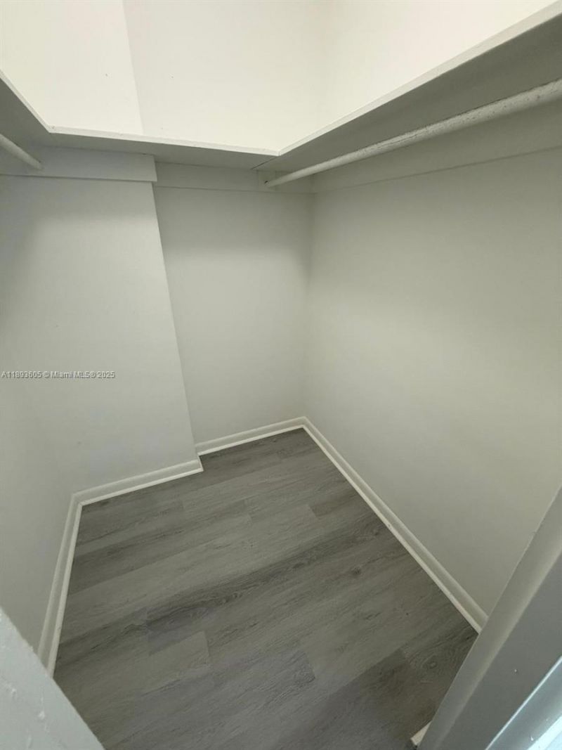 1000 West Ave, Unit 306, Miami Beach, FL 33139 Photo