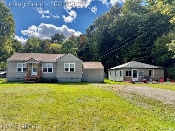 6493 Benoit Road, Clay Twp, MI 48001