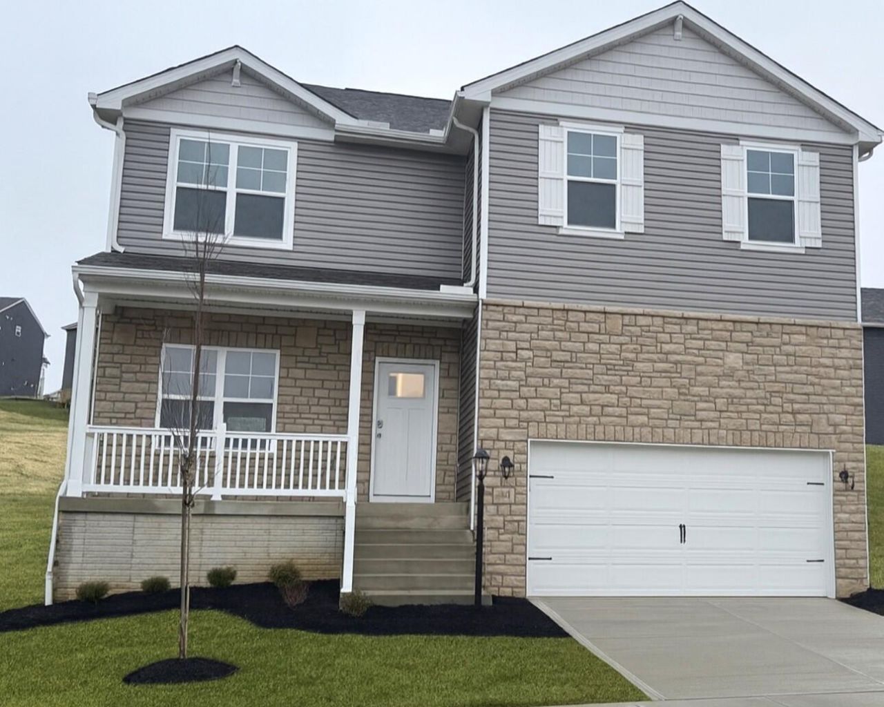 180 Badger Pass, Newark, OH 43055 Main Photo