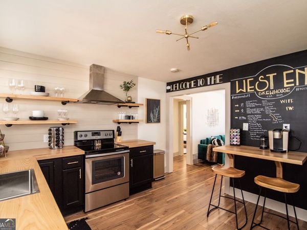 907 White Street SW, Atlanta, GA 30310