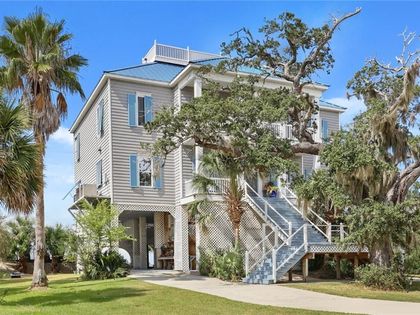 21 N TREASURE ISLE Road Slidell, LA 70461