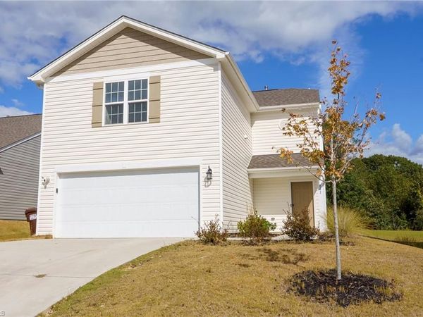 841 Sage Hill Drive, Jamestown, NC 27282