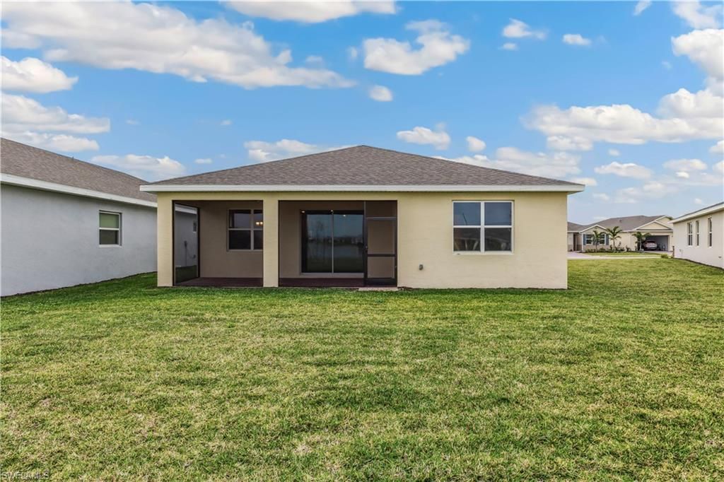 548 Spring Hill Lake Loop, Cape Coral, FL 33993 Photo