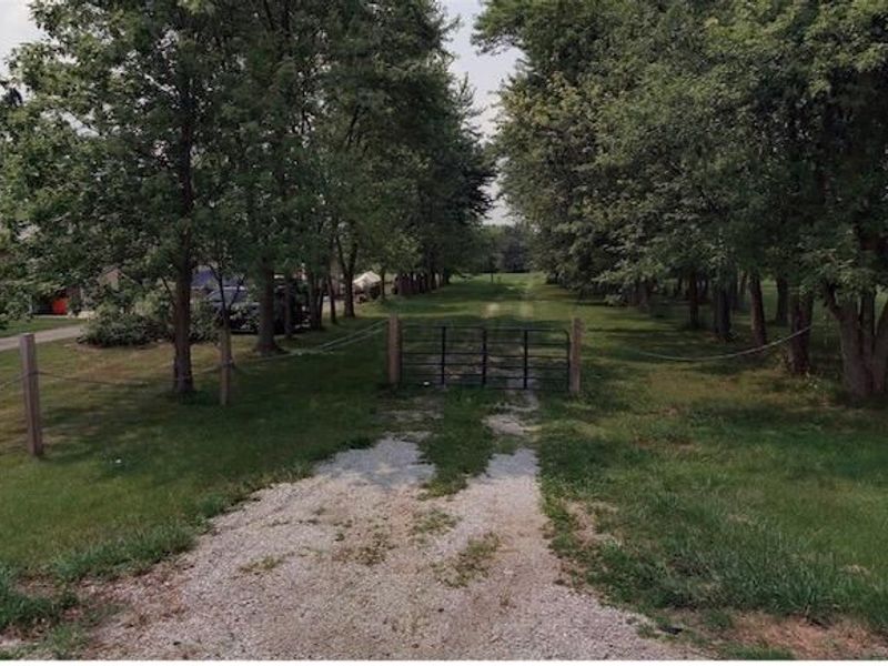 1717 London Groveport Road, Grove City, OH 43123 Photo 7