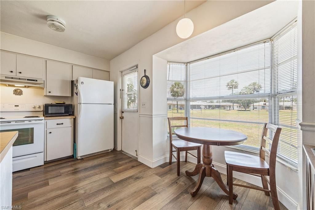 220 Oakmont Pkwy, Lehigh Acres, FL 33936 Photo