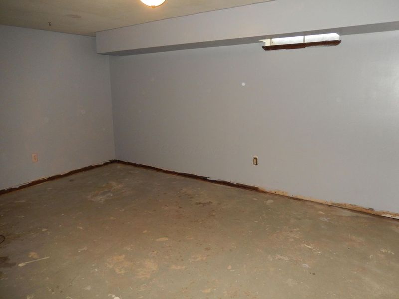 5480 Rockwood Court, Unit R1, Columbus, OH 43229 Photo 23