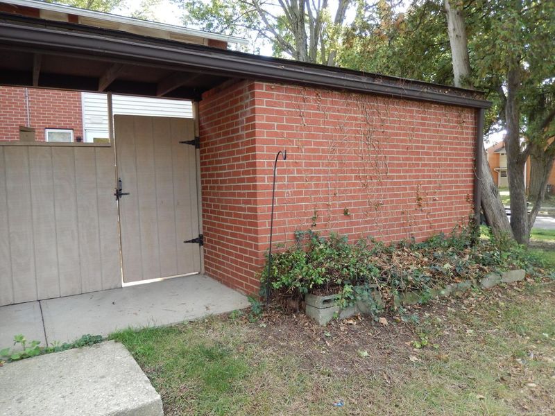 5480 Rockwood Court, Unit R1, Columbus, OH 43229 Photo 31