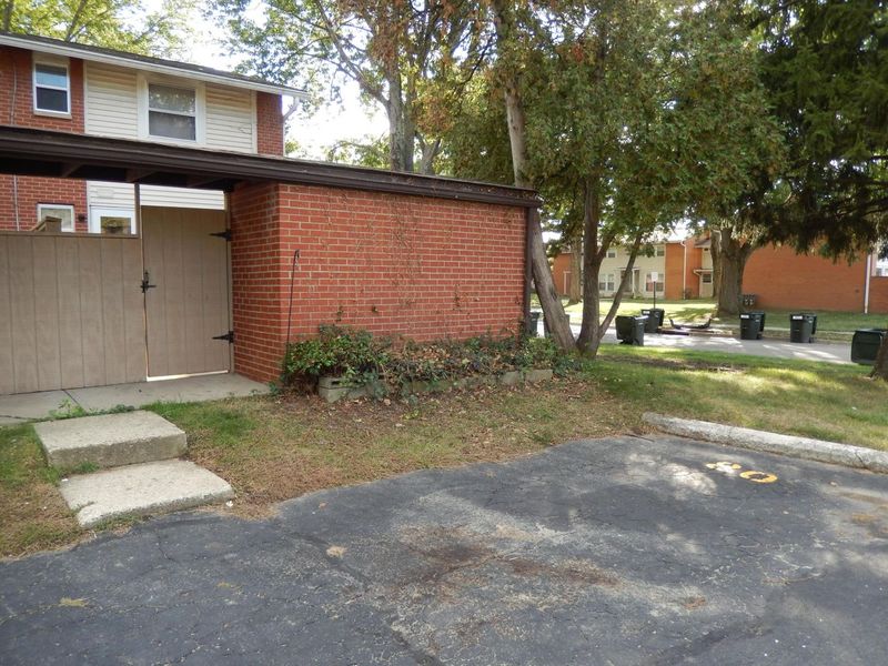 5480 Rockwood Court, Unit R1, Columbus, OH 43229 Photo 33