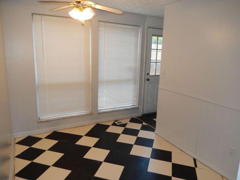 5480 Rockwood Court, Unit R1, Columbus, OH 43229 Photo 7